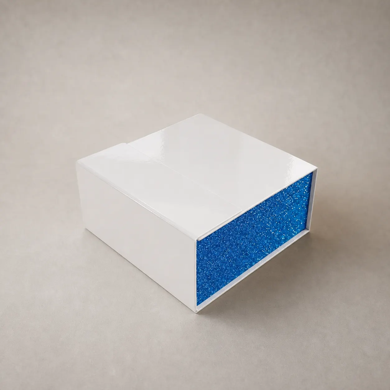 Magnetic Glitter Folding Box